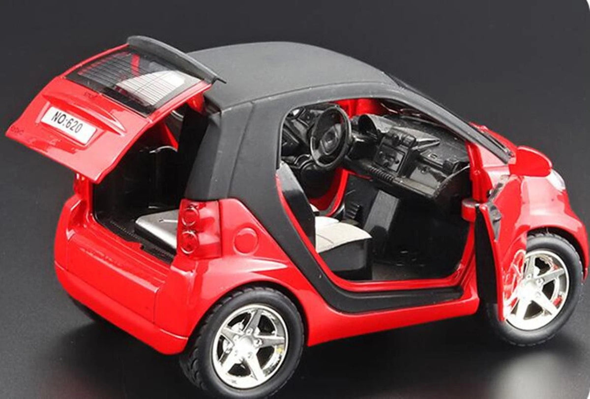 1:32 Red Model Car Toy Vehicle Kid Gift With Sound&Light Effect For Smart ForTwo