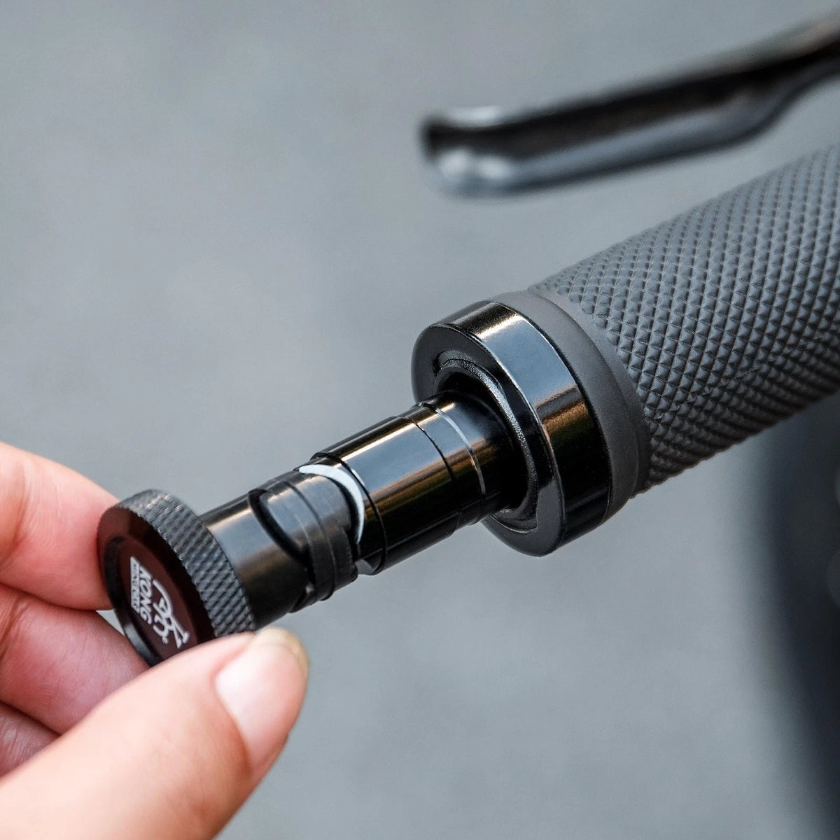 Handlebar End Plugs with Tubeless Tire Repair Kit - Insert Black