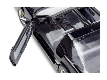 Revell 14535 '87 Pontiac Firebird GTA 1:16 Scale 144-Piece Skill Large, White