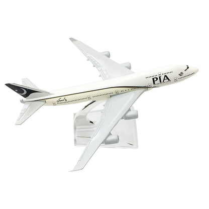 1:400 16cm B747 Airlines PIA Airplane Model Alloy Plane Diecast Model With Stand